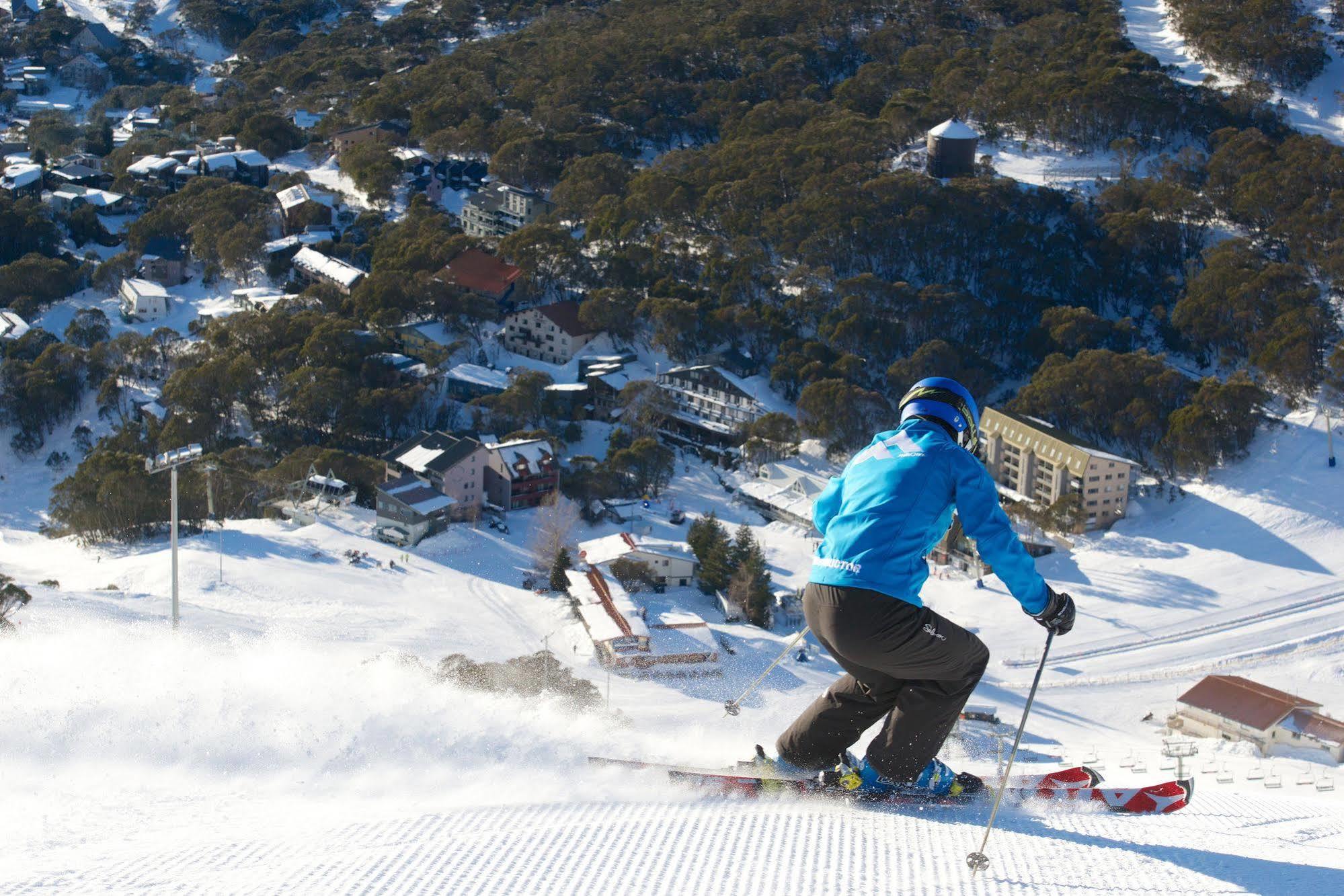 Falls Creek Hotel Экстерьер фото